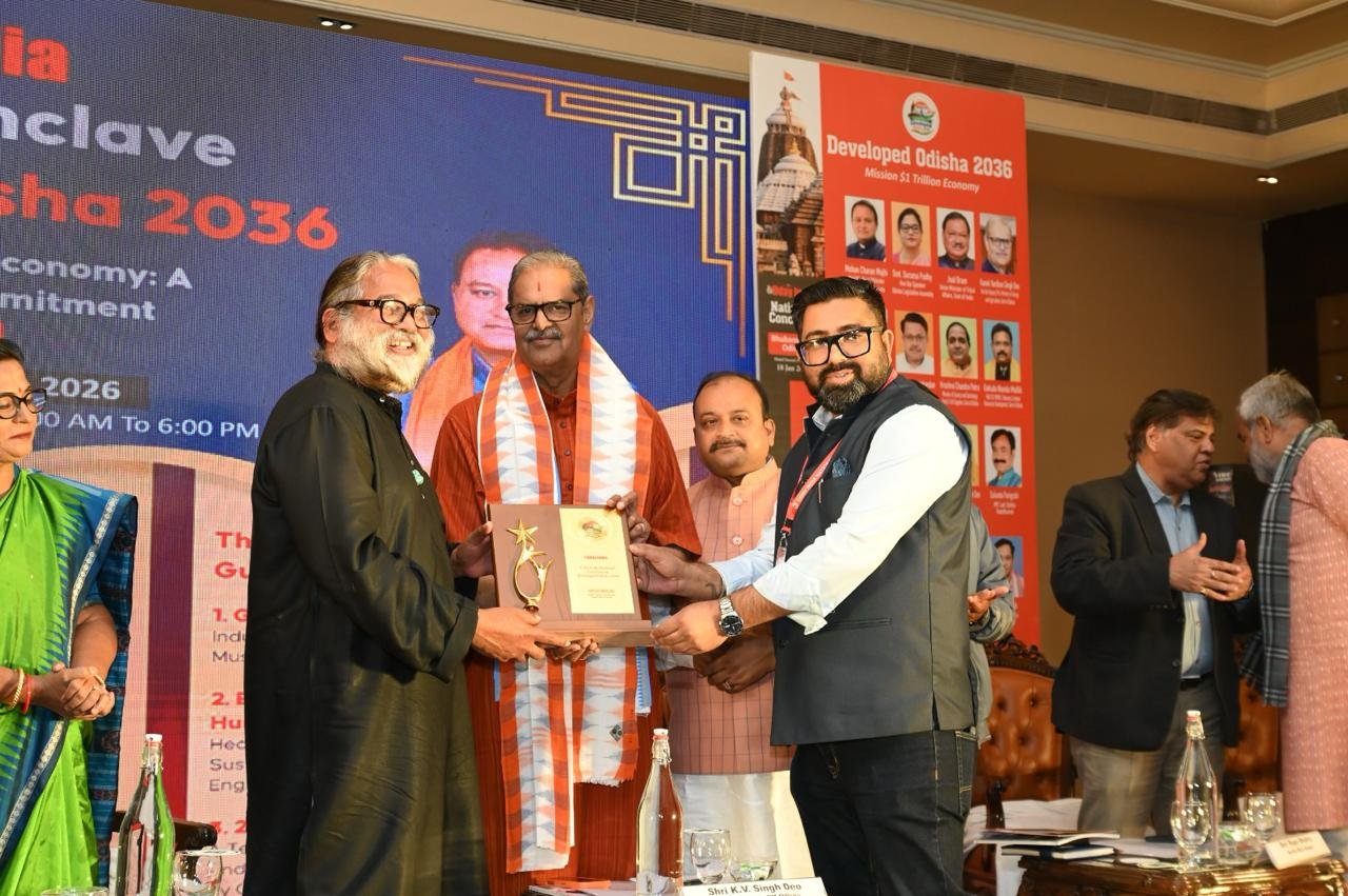  satyabrata das take award in developed odisha 2036 by Gokula Nanda Mallik
